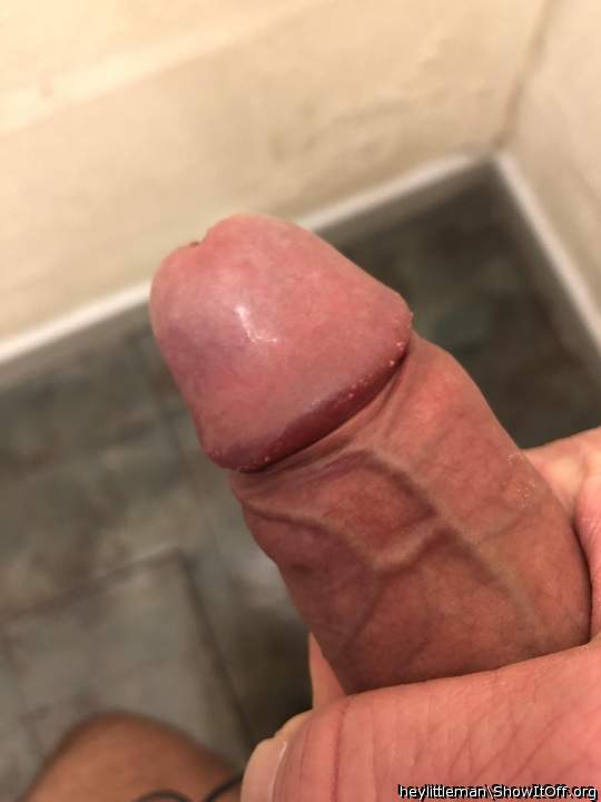 On the verge of untuck