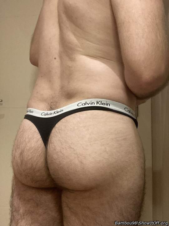 Very sexy ass! 