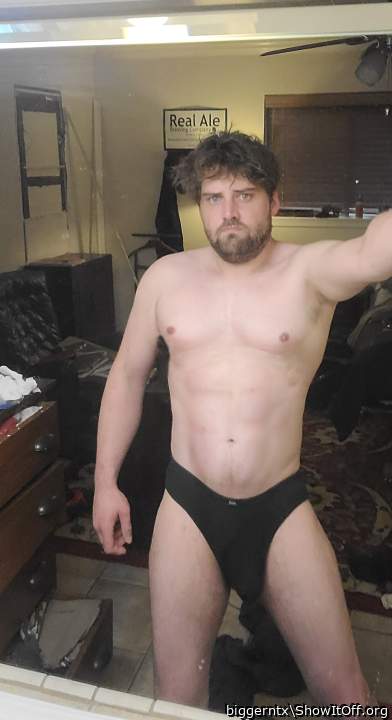 A real men. Great bode and a real bulge