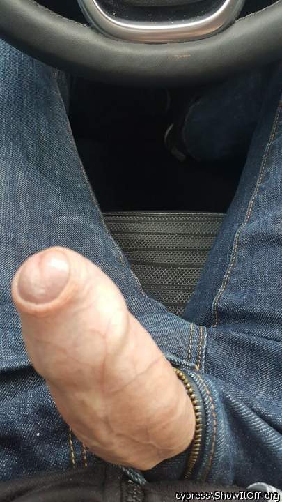 Yes take it out and play to I cum   