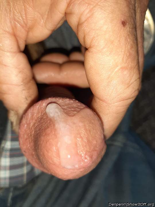 I believe that my treat is ready to eat now.      