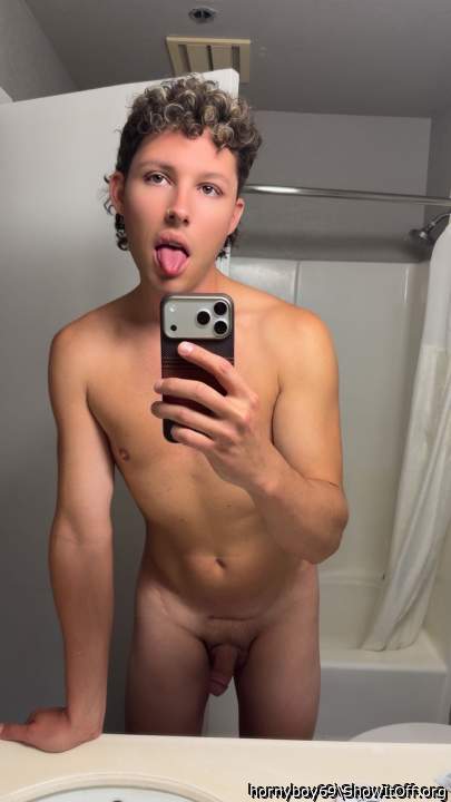Photo of a stiffie from hornyboy69