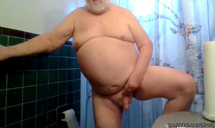 Love to help you out with that lovely cock.