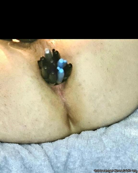 9 sharpies in my ass