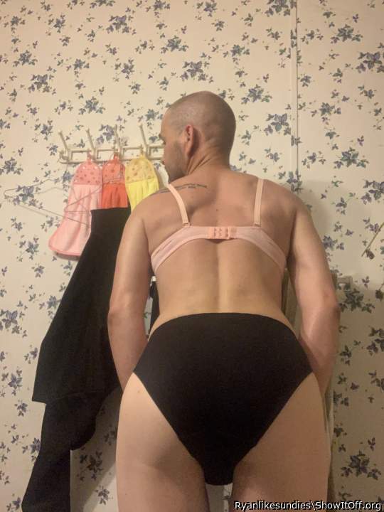Photo of a bat from Ryanlikesundies