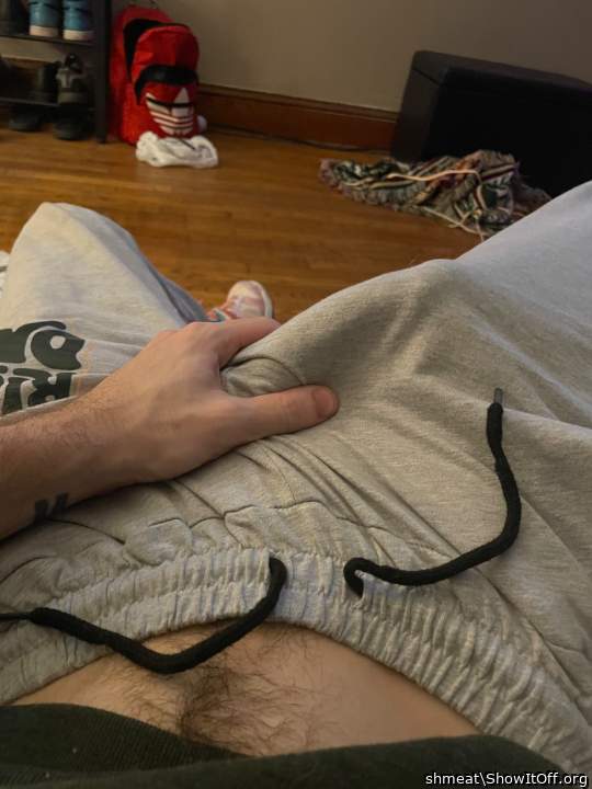 Thats a really nice bulge. I like the imprint and its a ve