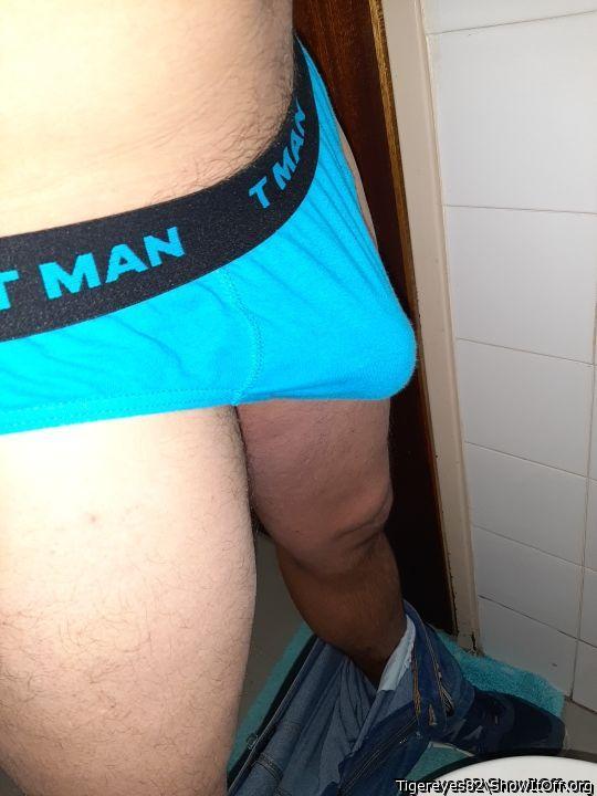 Ha ha, I see your PENIS in there!