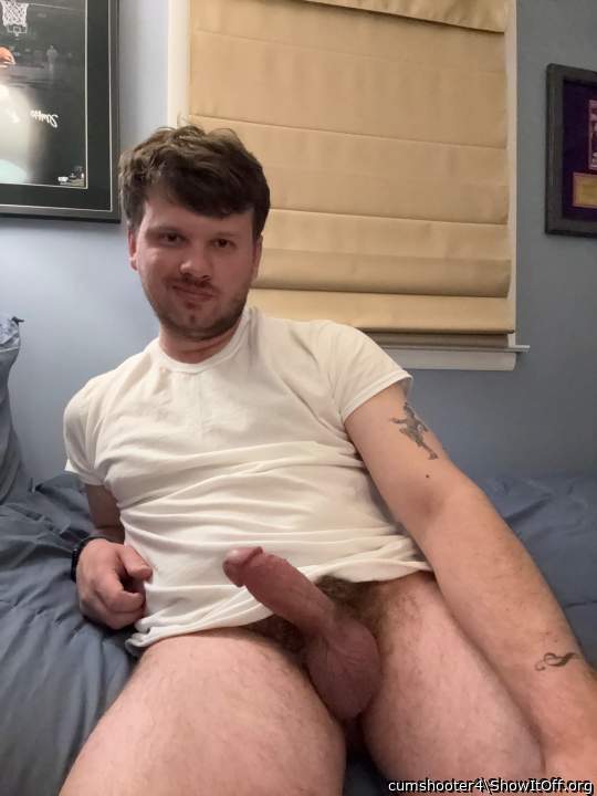 Little photo shoot before bed😈