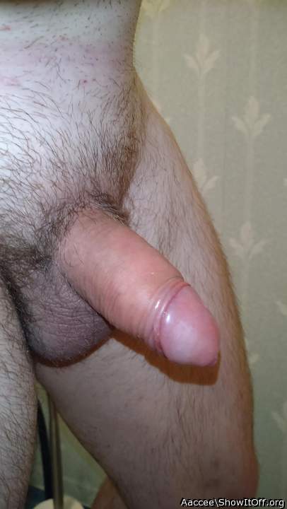 Photo of a penis from Aaccee