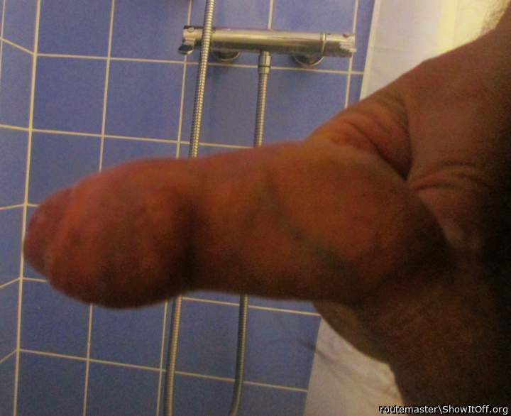 My early Saturday morning semi-hard dick before shower, 22.3.25