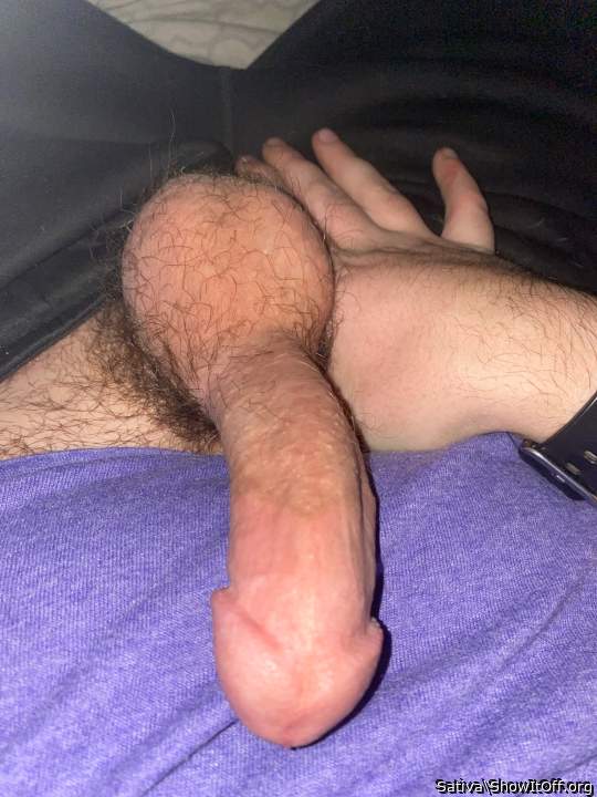 LET ME BE THE FIRST TO SAY YOU HAVE A HOT DICK. 