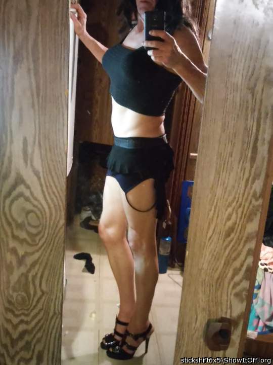 I'm not to far,we can fuck all you wanted baby! ! Enjoy this