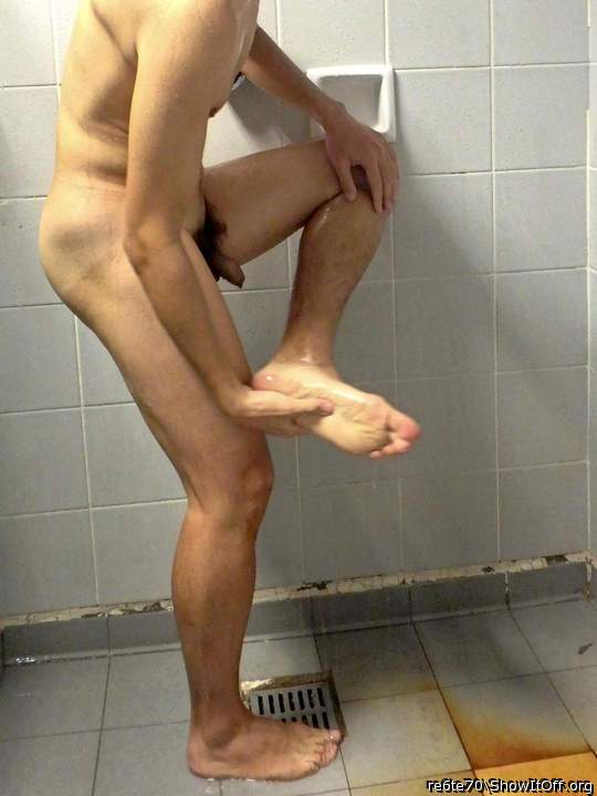 Adult image from re6te70