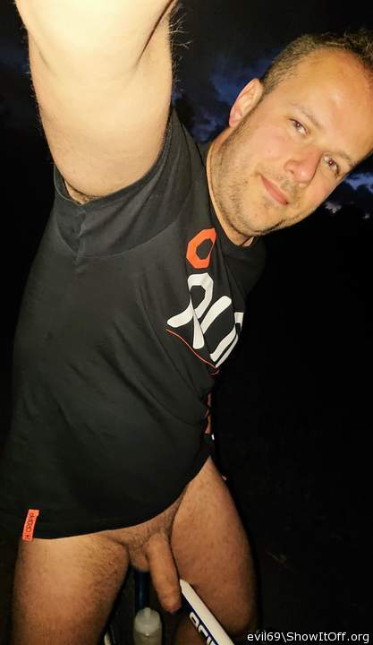Very nice looking man.