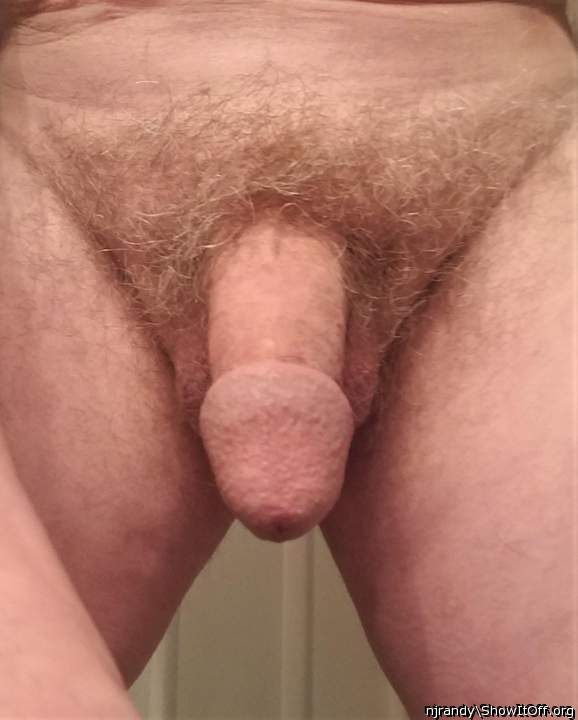 Like to play with your hot vock. 