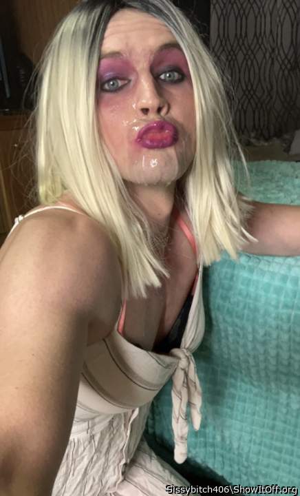 My uncle stopped by and covered my face in cum