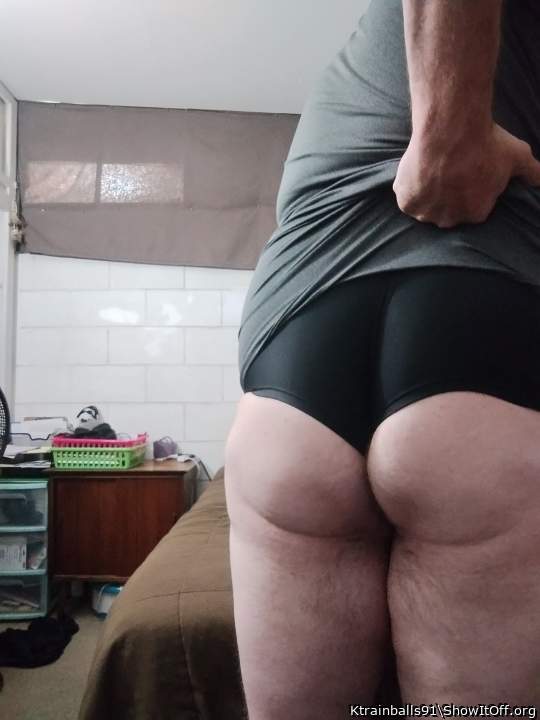 Photo of Man's Ass from Ktrainballs91
