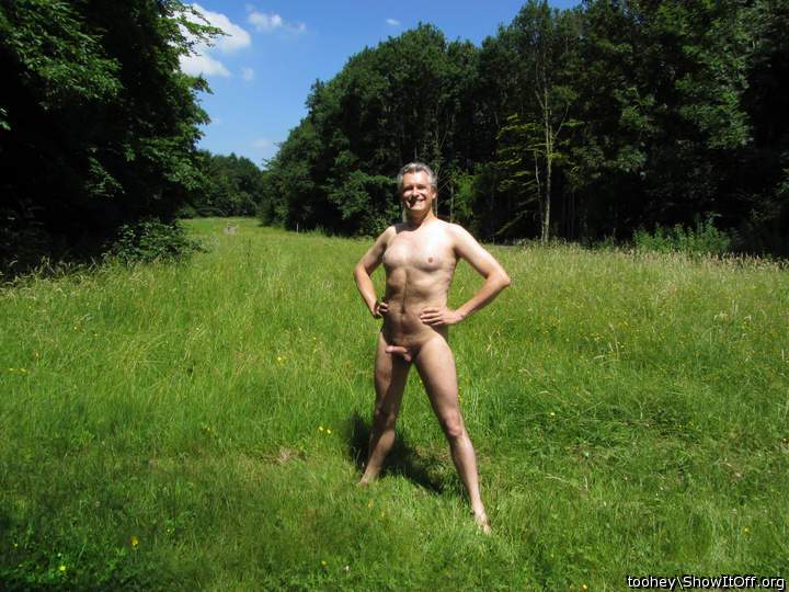 Having a stop on a bike trip