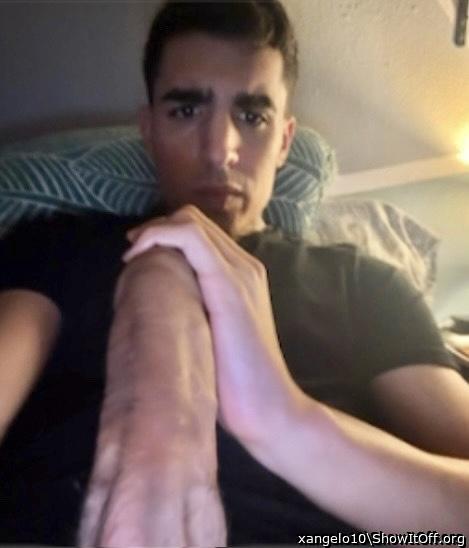 The reaction of seeing my girl classmate with her barefoot soles