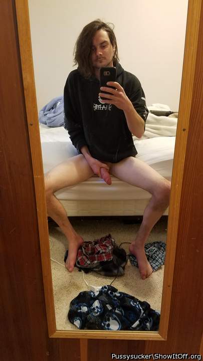 Photo of a purple headed monster from Pussysucker