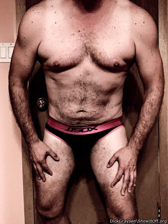A fantastic great manly body. MMMMMMMM