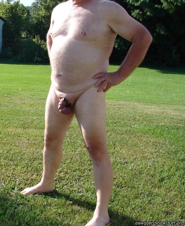 I would love to suck that cock  