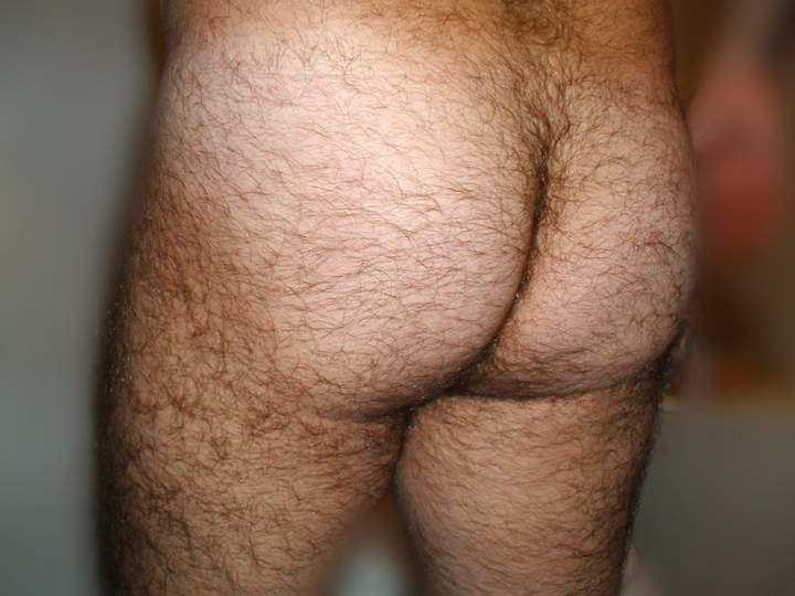 Ma hairy ass