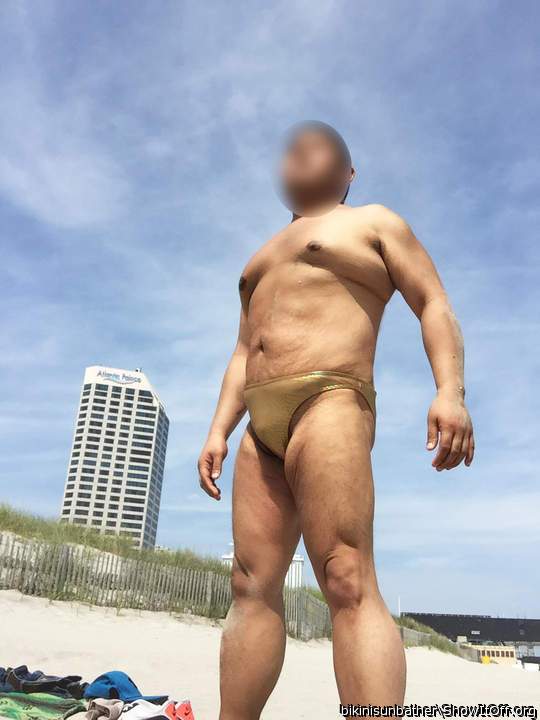 Photo of a schlong from Bikinisunbather