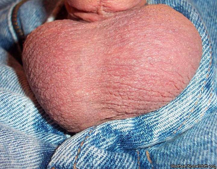 Testicles Photo from lilsoftee