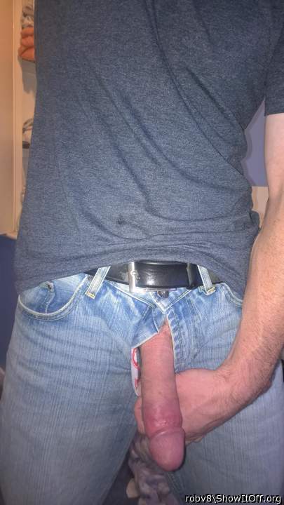 Oh my fucking hell that is a damn fucking hot cock 