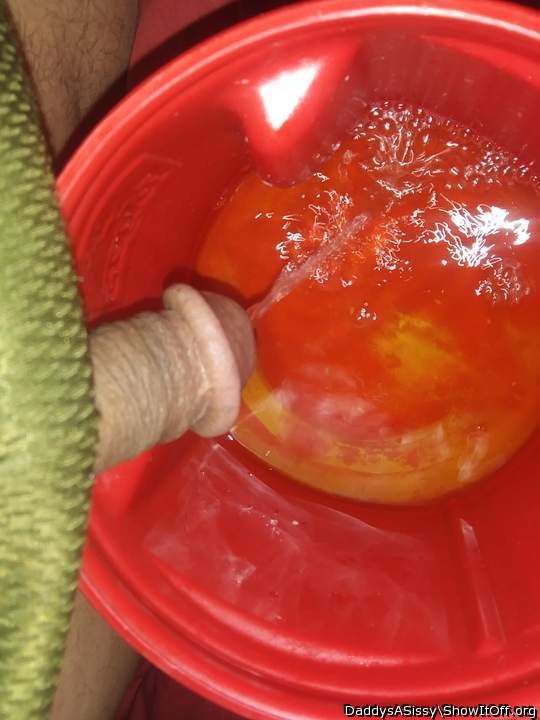 Sissy piss