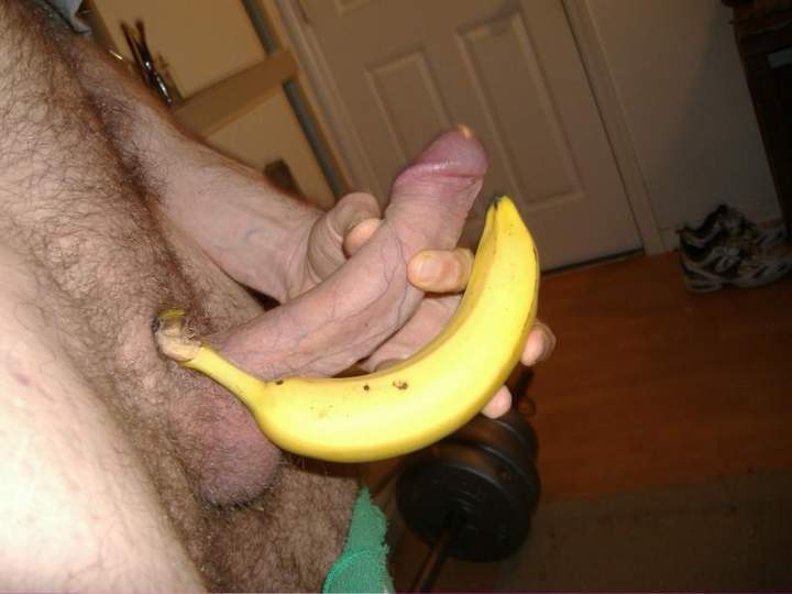 Nice big bannana!    