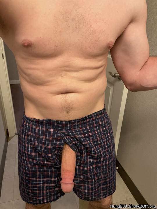 Photo of a penile from Hung503
