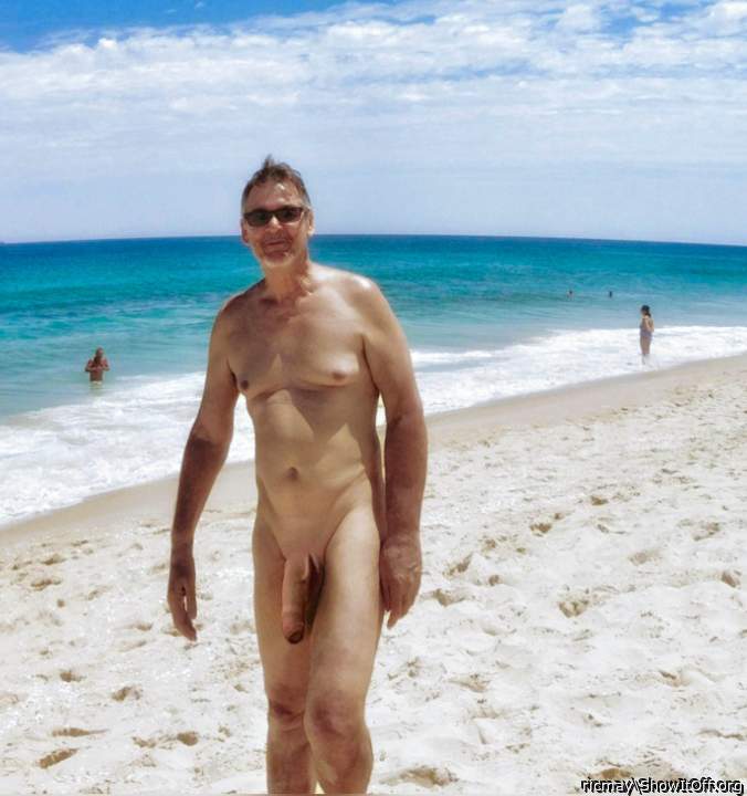 True nudist flashing on the beach