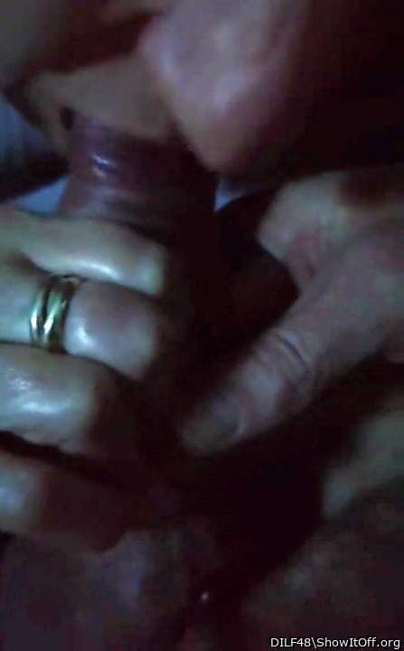 Photo of a stiffie from DILF48