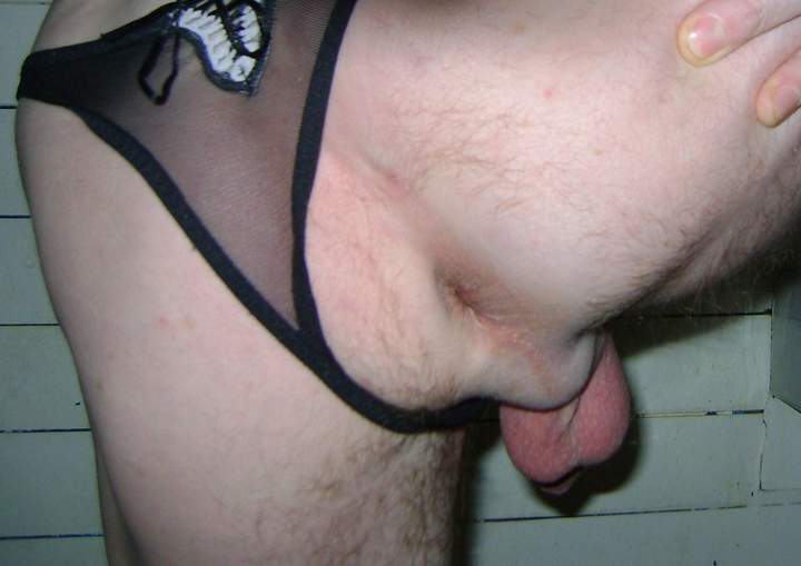 Mmmm, hot shaved manpussy    