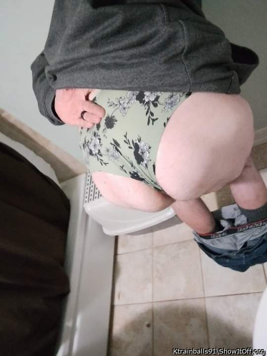 Photo of Man's Ass from Ktrainballs91