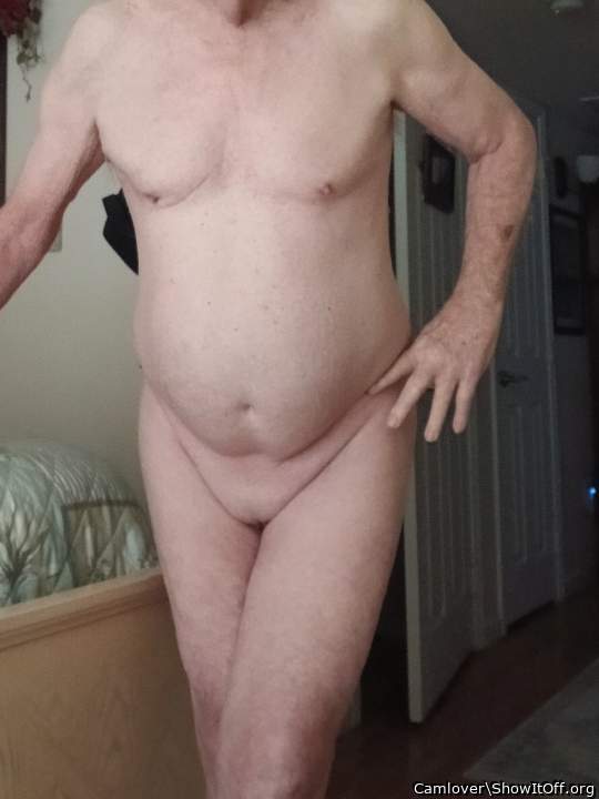 love this pose, the sissy in me