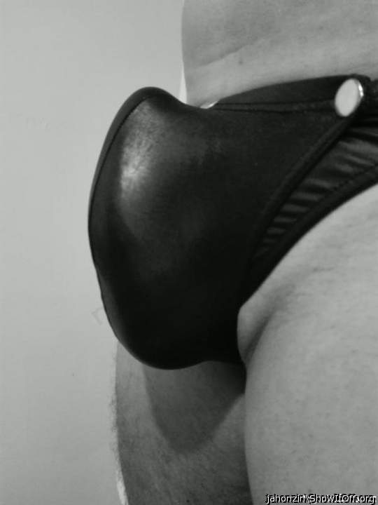 love your boner in these hot pants  