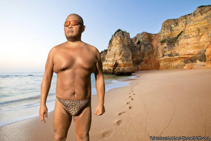 Photo of a dong from Bikinisunbather