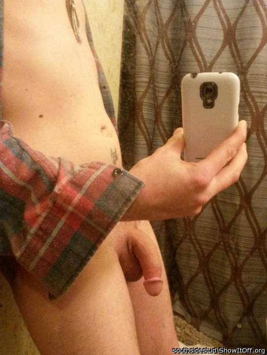 Photo of a schlong from southsidestud
