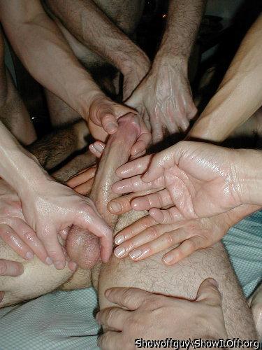 I'm sure much cum was spewed in this session!!!