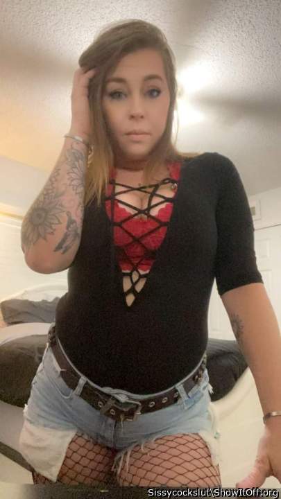 This bitch love dick