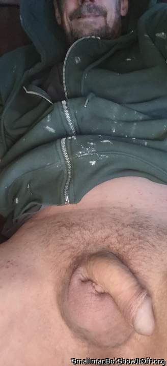 Love how your cock hangs when its soft