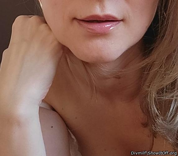 love to kiss those lips