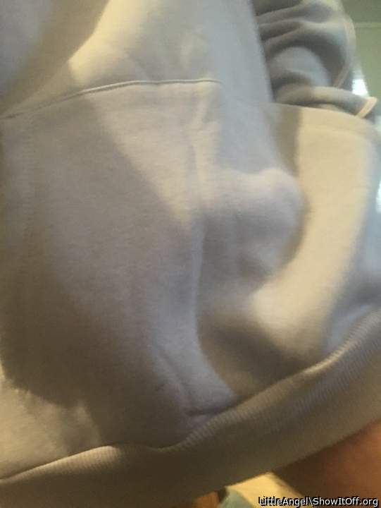 Oversized hoodie with nothing underneath ;)