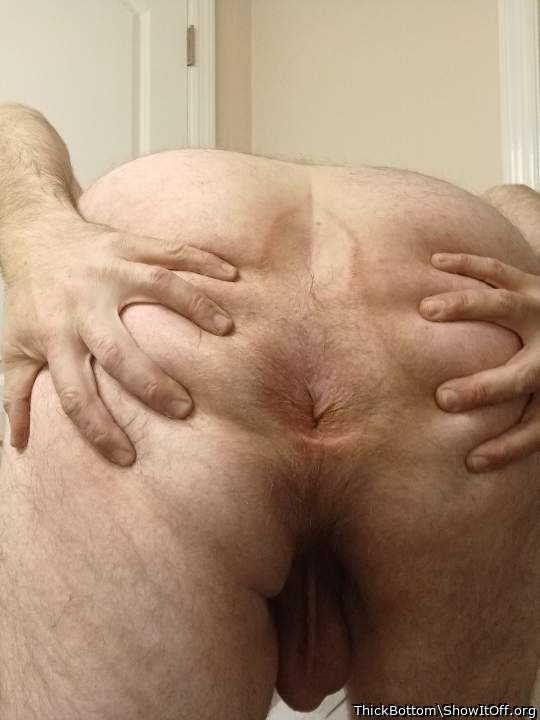 Photo of a pecker from ThickBottom