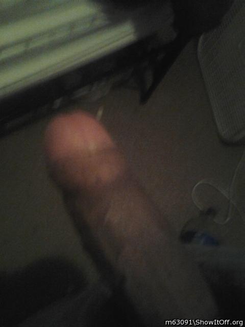 Photo of a third leg from Hotcaramel91