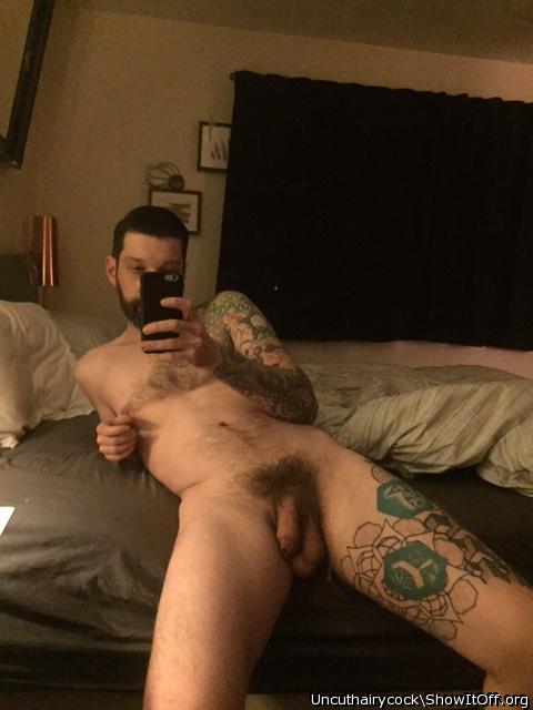 hot sexy interresting man,

nice body and figure, 

    