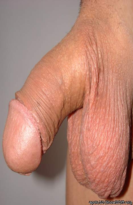 Beautiful! I would love to suck You cum. 
